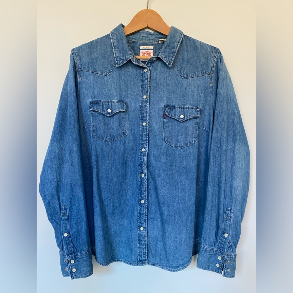 Levi's Women's Western Shirt